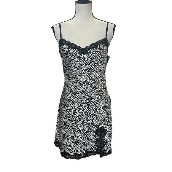 Victoria's Secret Y2K Black & Ivory Coquette Cheetah Print Lace Trim Y2K Chemise - Picture 4 of 8